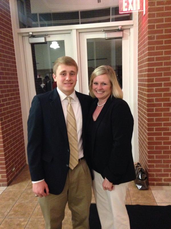 lampe_t's tweet photo. Andrew was accepted to Mizzou!!  So proud of him in every way!!!!❤️💕❤️💕 http://t.co/rMPObH3N36