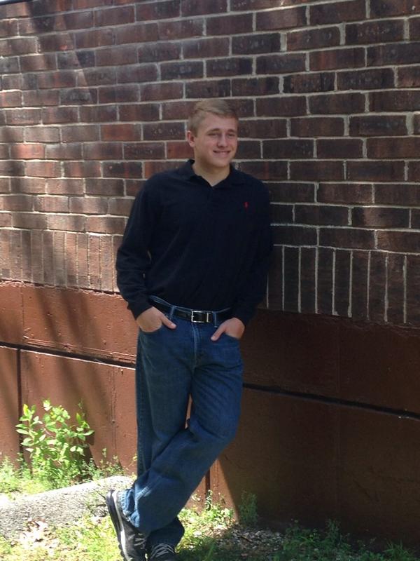 lampe_t's tweet photo. Andrew was accepted to Mizzou!!  So proud of him in every way!!!!❤️💕❤️💕 http://t.co/rMPObH3N36