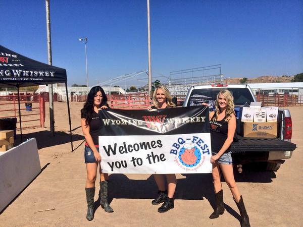 beashleyjackson's tweet photo. @WyoWhiskey welcomes you to #BBQfest @CityofEvanston Thanks to @thepaintedlady #amykelly &#aundee Great Success!! http://t.co/BiRi1tgXwA