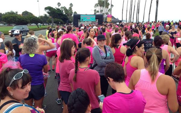 ClaireTVnews's tweet photo. Let's do this! @pinkest5kand10k #gofearlessly Today I'm grateful for where I live! @SantaBarbara @JennySchatzle http://t.co/J8G0SWP6P9
