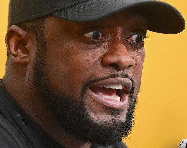 Mike Tomlin \u0026 Omar Epps are twins and you can't tell me any different., image size:600x477