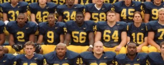 Twitter 上的Field Yates：'Tom Brady (10) and Charles Woodson (2) from the 1997  Michigan team photo. Link:   /  X