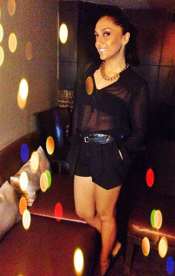 YASMINYOSEF's tweet photo. loveeee yourr loookkk "@shvetasalve: I'm all ready at club Soho #Kolkata for #KFSKingsofSpeed nites #GlamGirls http://t.co/aFI80w9mTs"