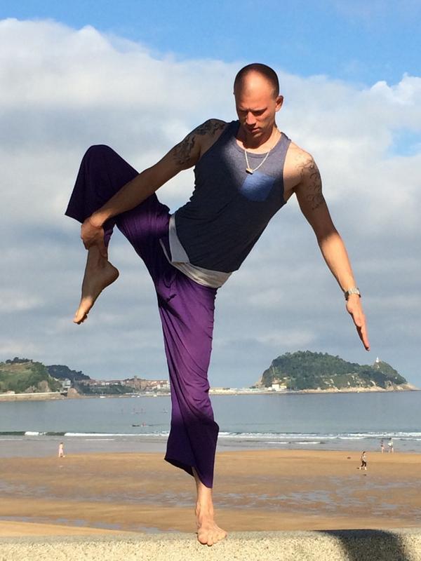 Yoga+Surf in Spain. Yeah, man..!