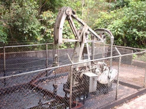 camaraturismoj's tweet photo. Rescatemos nuestro parque la PETROLEA icono de turismo en nuestro Municipio http://t.co/kKA7S37Aht