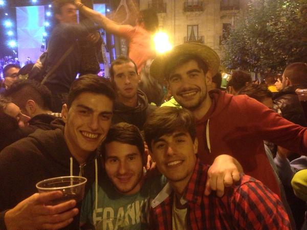 MarcosGourcuff's tweet photo. Adjunto foto de ayer con @TeamMessi en Reinosa http://t.co/2WWo7Pw98d