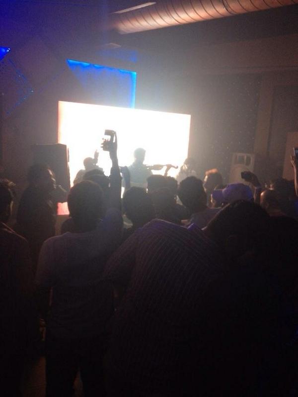 Submergemusic's tweet photo. Ice Cube #Noida just erupted! #KFSKingsofSpeed Nites happening right now! @kingfisherworld http://t.co/KmM8E1aMpn