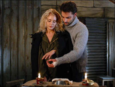 fazzolari_fan's tweet photo. #fictionmediaset #anitaemarco #centovetrine @DanielaFazzolar #AlessandroMario http://t.co/Iuiprqrvo1