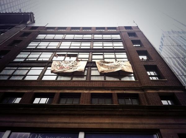collinrees's tweet image. Bard College stands w/ the #PeoplesClimate March! #bannerdrop #awesome