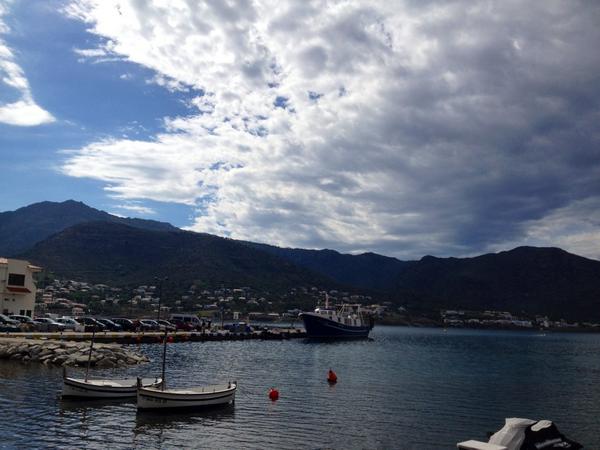 moniesca72's tweet image. Tarda de setembre al Port de la Selva #Empordà #relax #quèbé