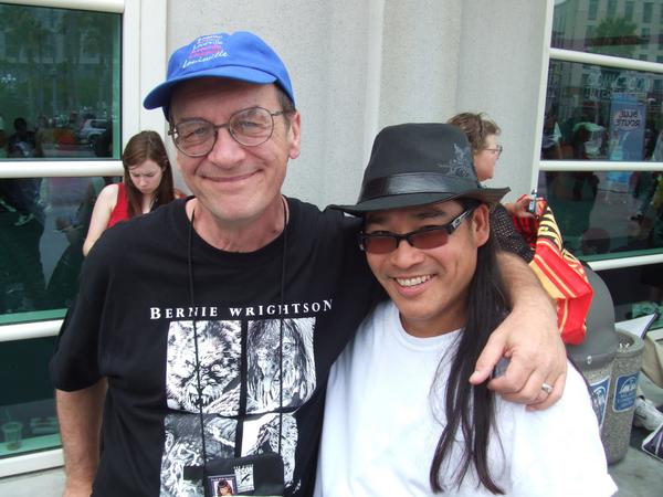 DannyMiki_'s tweet photo. WHAAAAAAAAAT!
A pic with a Legend! At SDCC some years ago.
@BernieWrightson #Inklord #Legend #inspiration http://t.co/9dvL2kBYJa