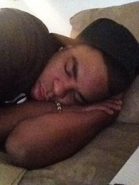 MikeNewton95's tweet photo. Made it past 6 o'clock today #Schleeepp #AnyChance #HalfSessioner http://t.co/EpgaQySxYV