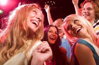 GoogIeTips's tweet image. TOP PARTY SCHOOLS OF 2014 (You won't believe who is #1!!)
🍺👉 bit.ly/1mow2Ej