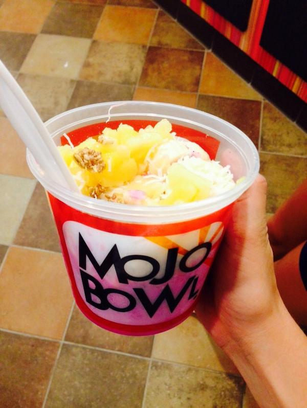 shelbslundkiss's tweet image. I just fell in love 👅 #mojobowl