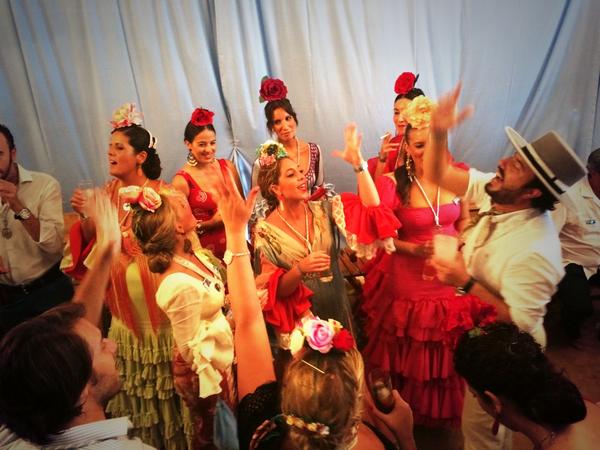 CdT_Sevilla's tweet photo. Peasso de día de la #Subida2014 Buena gente y buen ambiente otro año más! #AsuncionDeCantillana http://t.co/VEFzeVtzi3