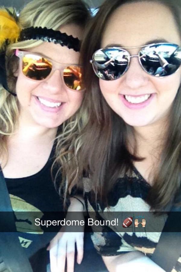kbitt92's tweet photo. First Saints game ever! ππ #WhoDatGameDay http://t.co/yFBU0T8V4C