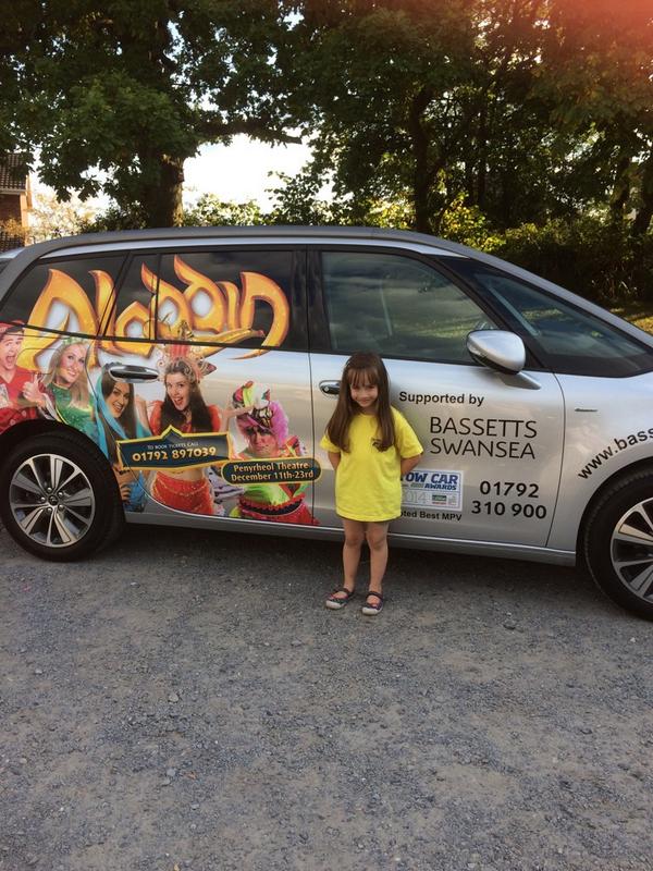 learichards's tweet image. 