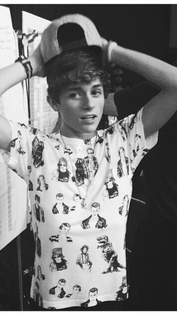 dylandauzat tweet picture