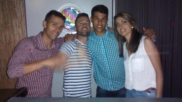 BaratoSergio's tweet photo. Se acabo el finde, pero lo hemos pasado bien en @piramide_pub, fiestas de san jovita con buena gente y buen ambiente http://t.co/e02UiFf9tS