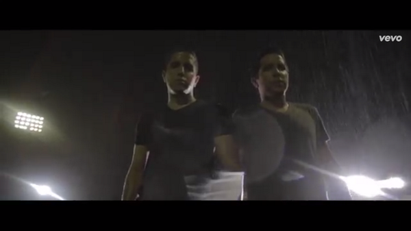 Flyboteneitors's tweet photo. Buenas noches a los mejores ídolos del mundo,os queremos millones @Calidandee http://t.co/XEVGepaJhJ