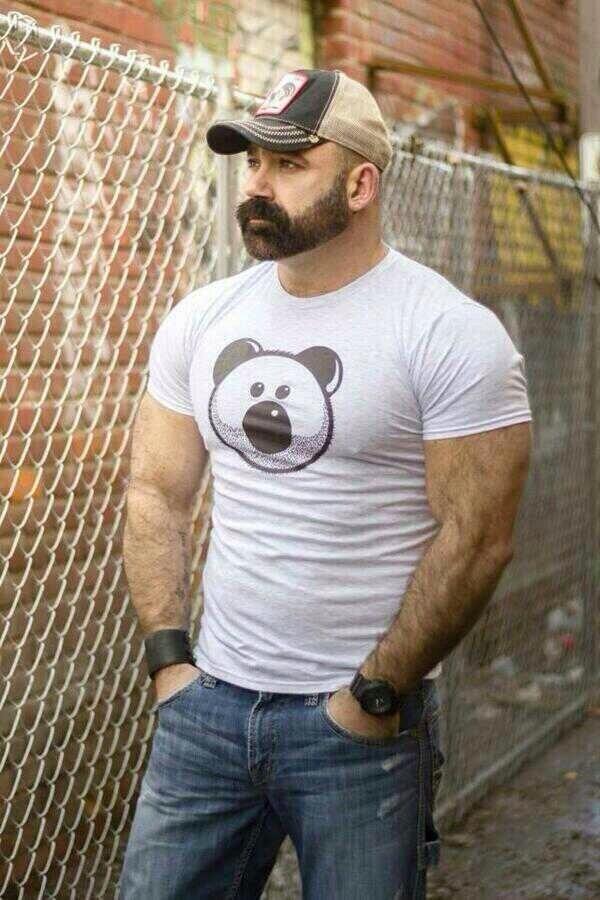 CogerConHombres's tweet photo. "@Sexo_Con_Todos: 🐻Osito🐻‼️http://t.co/R9EMb9RJ9O”" Rico, rico!