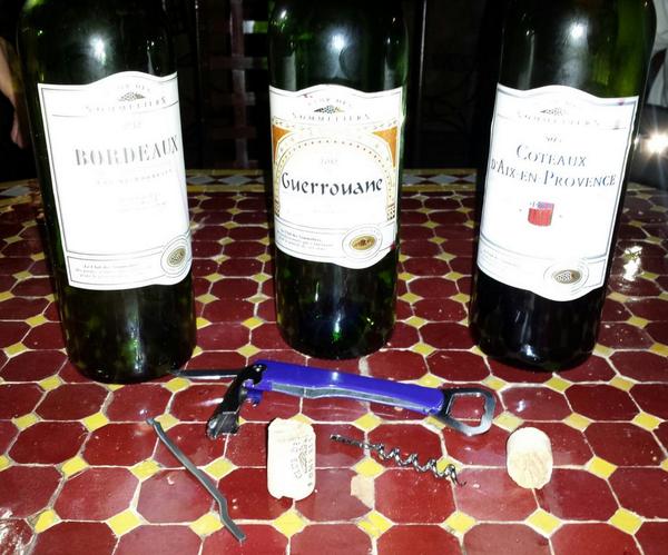 sokrammada's tweet photo. Dealer should have warned us wine openers need to be rotated every 30 bottles @JessePoppe  #3guys1girlOktoberfest14 http://t.co/cEJDtXwxYP