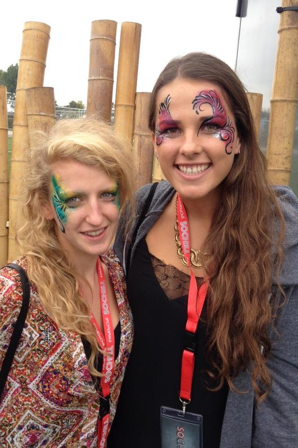 MagicMadeMe_'s tweet image. Thanks to @SoChillOfficial @Slik_Promo for hosting us @Mint_Festival #bodypainting #Lincoln #festivals