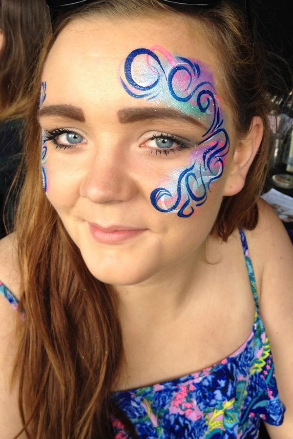 MagicMadeMe_'s tweet image. Thanks to @SoChillOfficial @Slik_Promo for hosting us @Mint_Festival #bodypainting #Lincoln #festivals