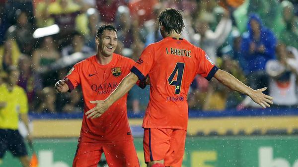 FCBarcelona's tweet photo. MATCH REPORT! Levante v FC Barcelona: Five goal feast maintains 100% record http://t.co/Pduae2gxnW  #fcblive http://t.co/iQVBwQh9tb