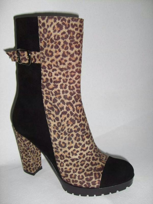 IssaShoes's tweet image. 