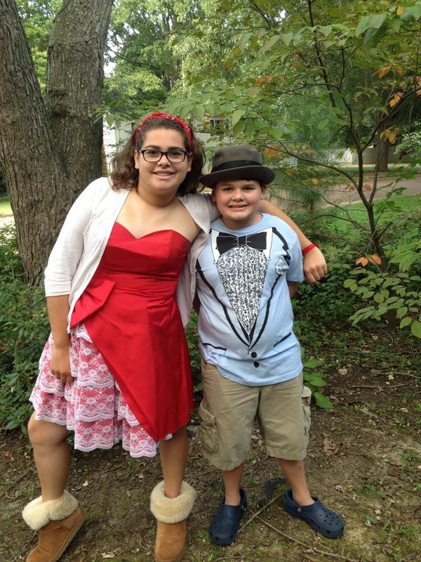 kschillinger101's tweet photo. All ready for #tackyprom2014 http://t.co/TyQDaHBGI2