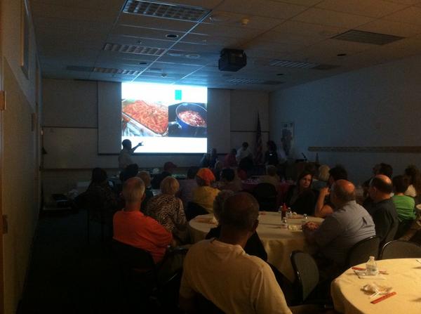#livetweet @steve_kimkim giving a Korean food lecture at the Smithsonian in D.C.