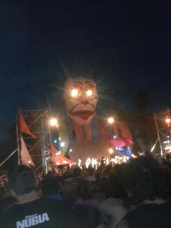 AlejooCaano's tweet image. Rompiste telas♥ #Estudiantina2014