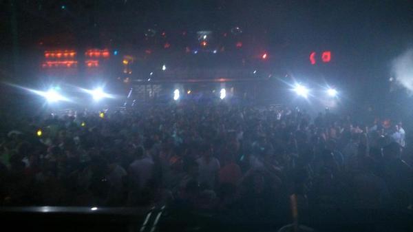 GoaClubMadrid's tweet photo. Closing Show en Directo #GoaFrida MainRoom llena de Goeros! Thanks!! #DominGoa #love #music http://t.co/P23XyCFodK