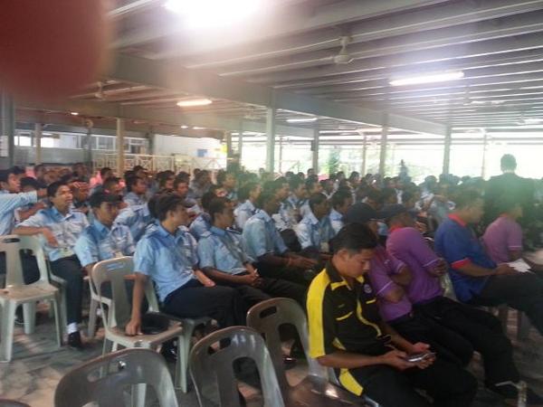 AADKRaub's tweet photo. Ceramah antidadah bersama peserta plkn benum hill 22 september 2014 http://t.co/W3xU77FKqJ