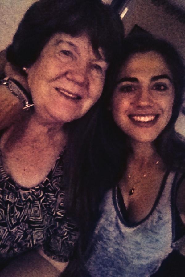 crymisss's tweet image. Selfie attempt #2753932 and the only one she smiled in. Love this woman more than life ❤️ #Oma #almost80