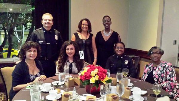 LAPDNorthHwdDiv's tweet image. @LAPD_CMDR15 and @Captain_Lee_S at the Jack Webb Awards honoring @USC President Max Nikias
