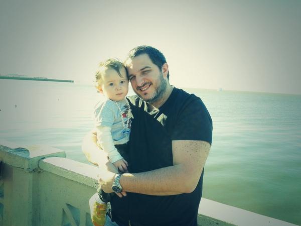 Meryrost's tweet photo. #PaseoDeSabado
#Amarlos
#Family
#Bebe http://t.co/7AWcRm1Kjl