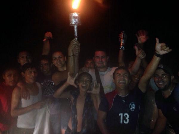 Un_tal_Duglas's tweet photo. Antorcha http://t.co/z44eQmqzSd