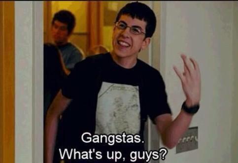 introvertsmemes's tweet image. when u see squad in the hallway