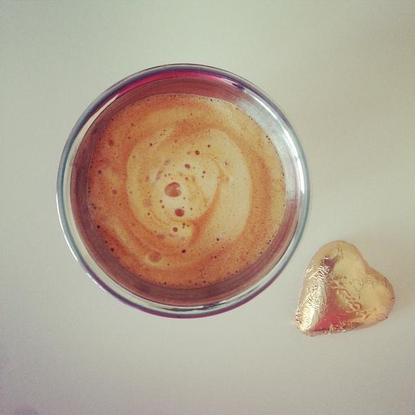 _mlkman's tweet image. Short black and haighs :) any excuse.. #coffee #haighs #yum