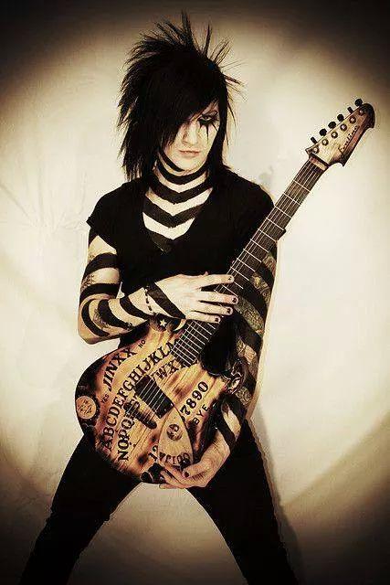 Soy_BrayanC's tweet image. #GUITAR #BVB #PERFECTWEAPON @JinxxBVB @JakePittsBVB @AndyBVB @OfficialBVB 😍