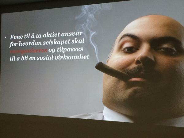 palkva's tweet photo. Bra levert @hpnhansen #inspirerende og #fengende presentasjon. #terningkast #6 @AteaNorge @nroald @iveman7 @magbars http://t.co/9SzqyMa1Bm
