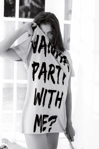 NorahC_KIR's tweet photo. :3 http://t.co/KFvLsol3bM