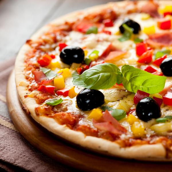 Mio Cafe &amp; Bistro'da her pizza diliminin sonu gülümsemeyle biter. #miotime