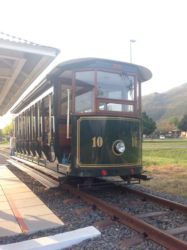 madhavishastri's tweet photo. Totally recommend the wine tram tour in @Franschhoek_SA was a scenic tour around the vineyards  #Franschhoek http://t.co/W2nCEBtMdY