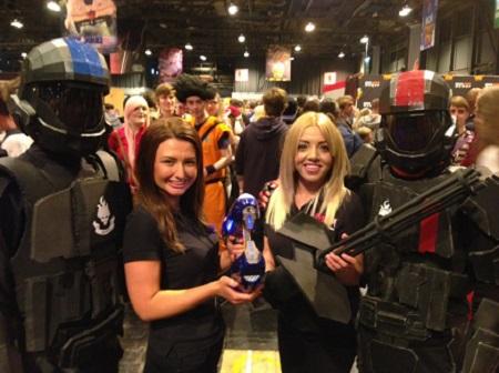 AlexiPromotions's tweet photo. The Alexi girls seemed to have a lot of fun at the last @MCMExpo show in Scotland http://t.co/B4pUWNGXeC