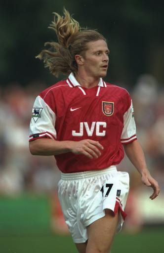 Happy birthday Emmanuel Petit. The former Arsenal midfielder won the 1998 World Cup!   