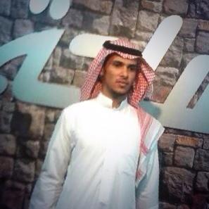 Adnslmi_fans's tweet photo. الان الشاعر عدنان السلمي في مطار الرياض وبعد قليل ستقلع الطائره لمدينة جده بعد ان انهى مرحلة المئه بمواجهةمرهب البقمي http://t.co/E9nLea79v4
