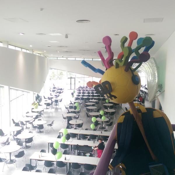 NetworkNoel's tweet photo. @itbdublin  make sure you get to the canteen early those jambons do be flyin’ out #HamLove #CollegeKnowledge http://t.co/c1ztYJzAPy